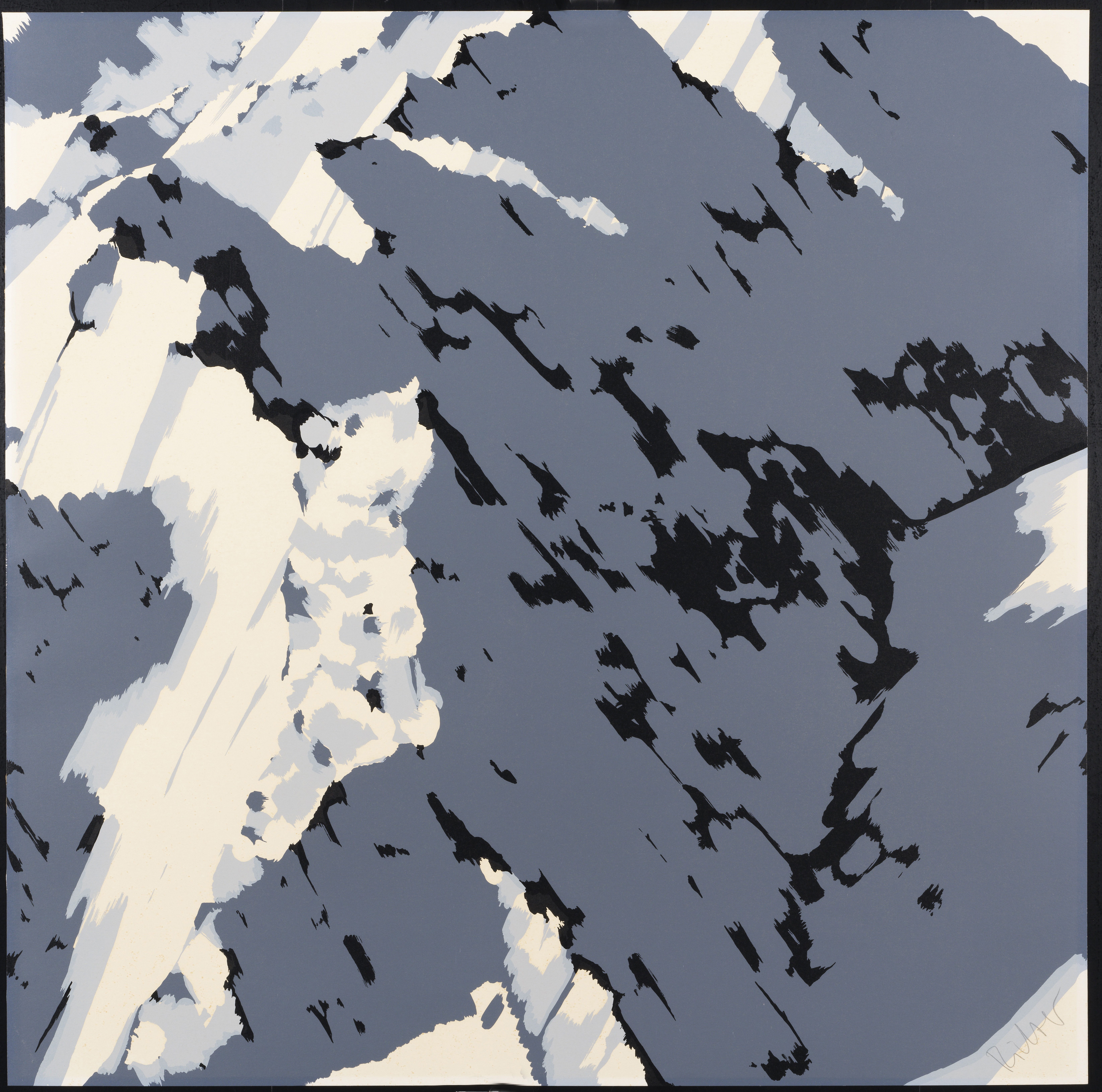 126000129